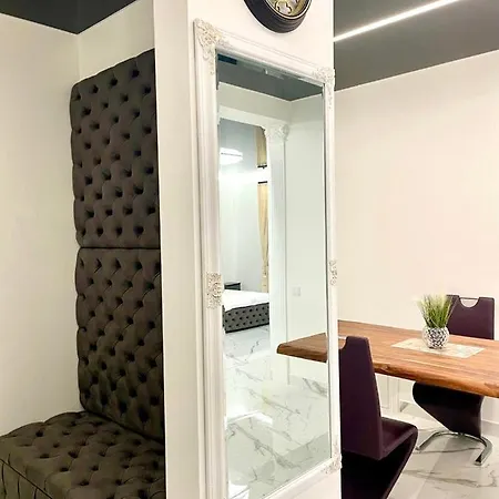 Grand Baltezers Apartment *